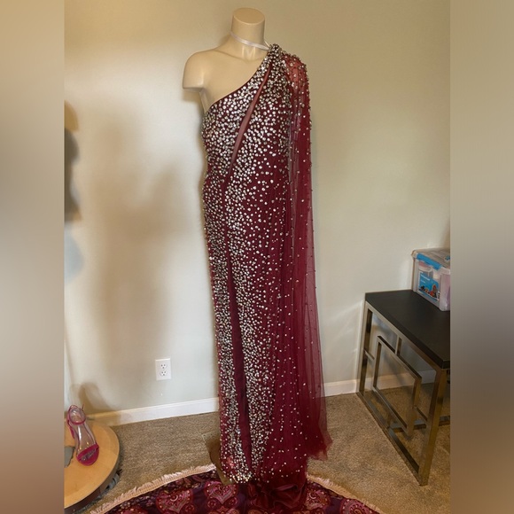 Tulle Pageant Dress With One Shoulder Cape Sleeve – 231GL0401 - Picture 5 of 14